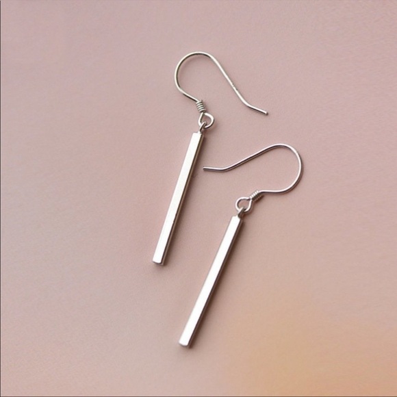 NEW 925 Sterling Silver Simple Bar Drop Earrings - Picture 4 of 5